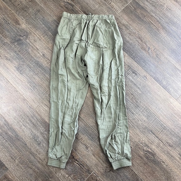Abercrombie & Fitch Green Drawstring Jogger Pants ((size small)) - Picture 2 of 7